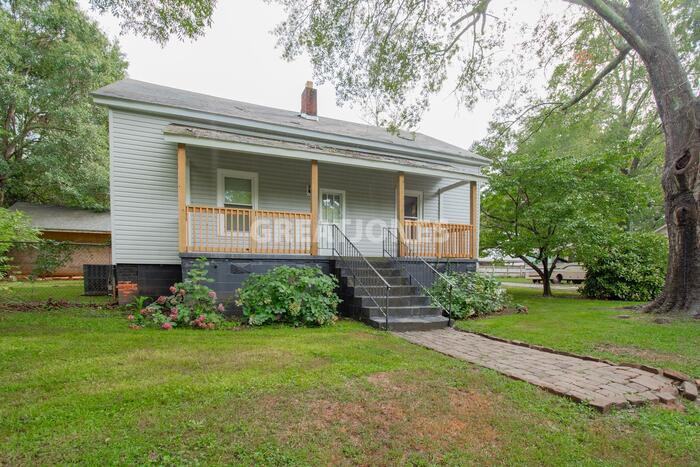 7 Gossett St - Photo 3 of 22