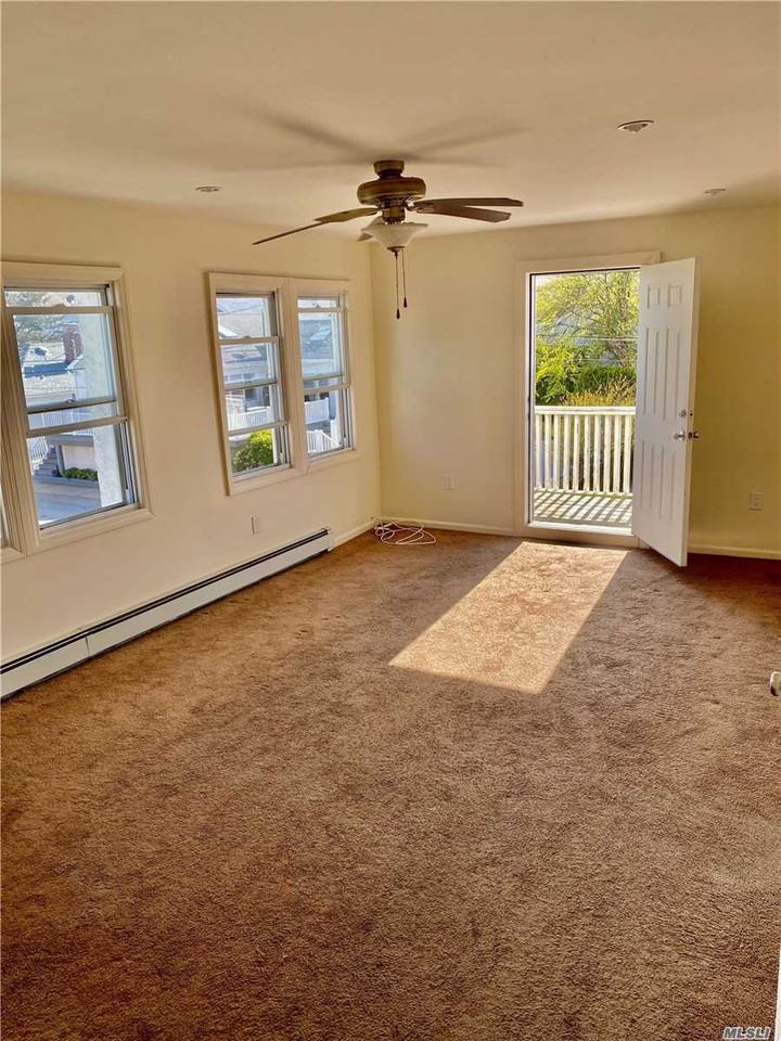 38 Mohawk Ave - Photo 3 of 17