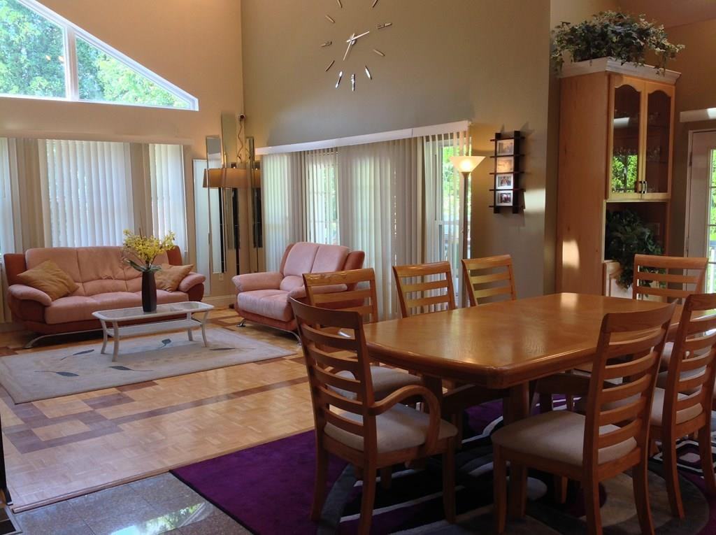 763 Homestead Ave - Photo 3 of 40