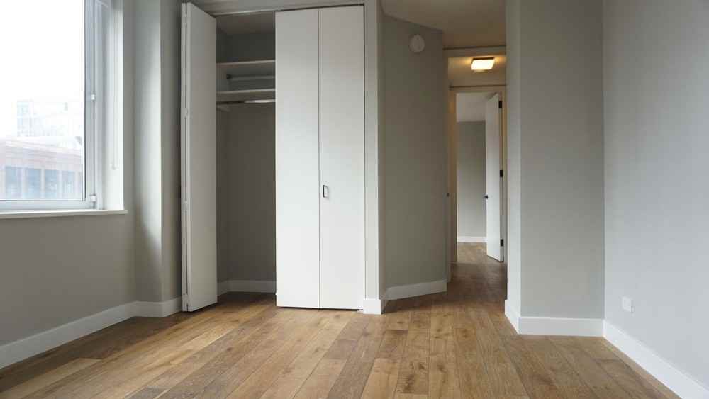 Riverbank - Photo 3 of 50