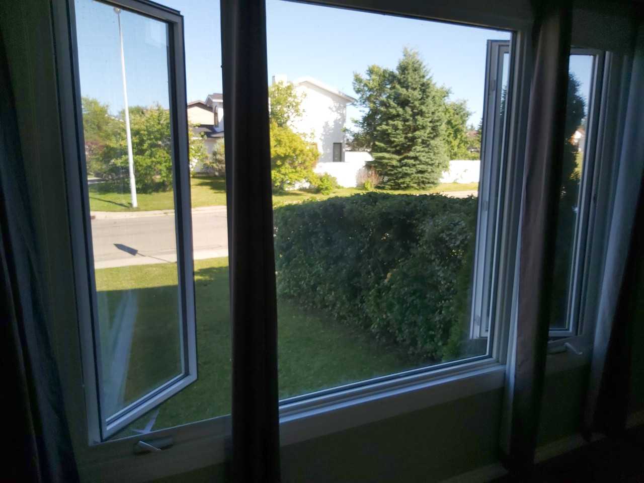 303 19 Street - Photo 3 of 12