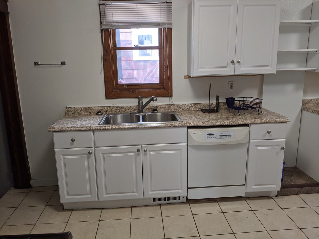 Young Professional Male Share House - Photo 3 of 8
