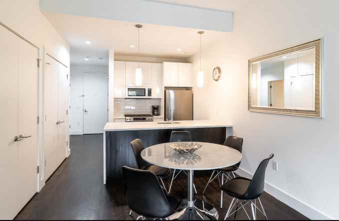 DVORA 109 C. COLUMBUS - Photo 3 of 9