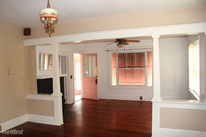 530 S Jackson Ave - Photo 2 of 10