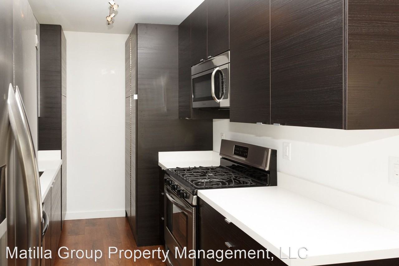2645- 28th St. - Photo 3 of 9