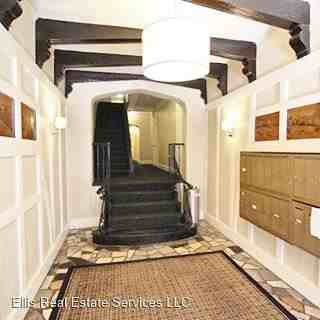 708 W. 48th Street - Photo 3 of 27