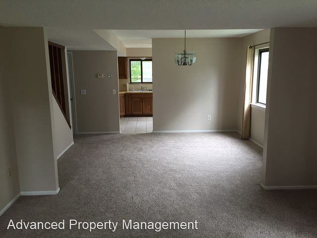 1824 Plymouth Rd - Photo 3 of 22