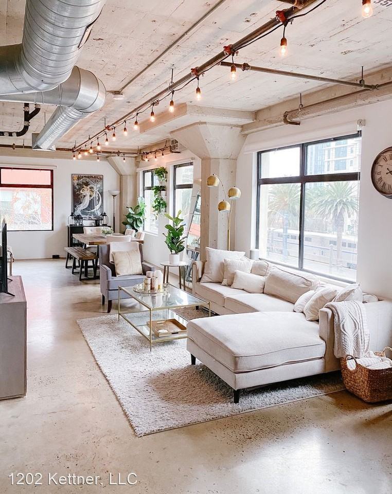 McClintock Warehouse Lofts - Photo 3 of 33