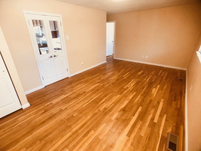 11090 Alan Shepard Dr - Photo 2 of 14