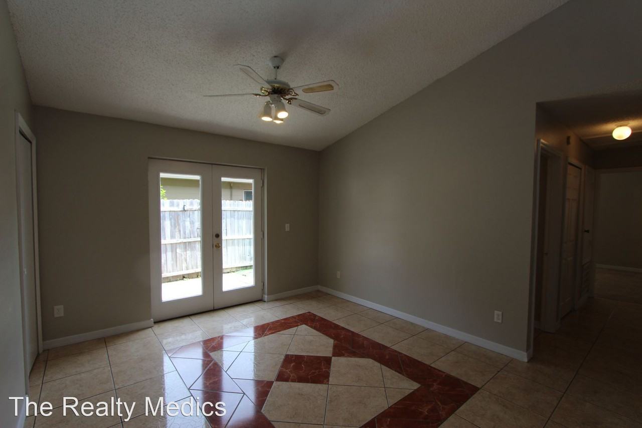 1957 Teaberry Ct - Photo 3 of 14