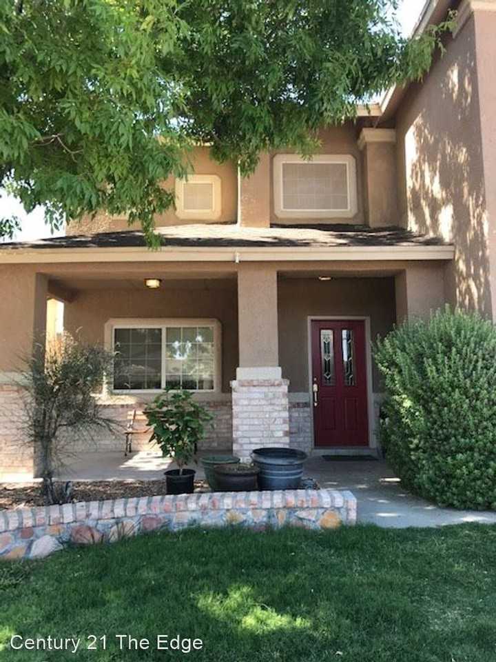 1313 Thunder Bolt Ct - Photo 2 of 17