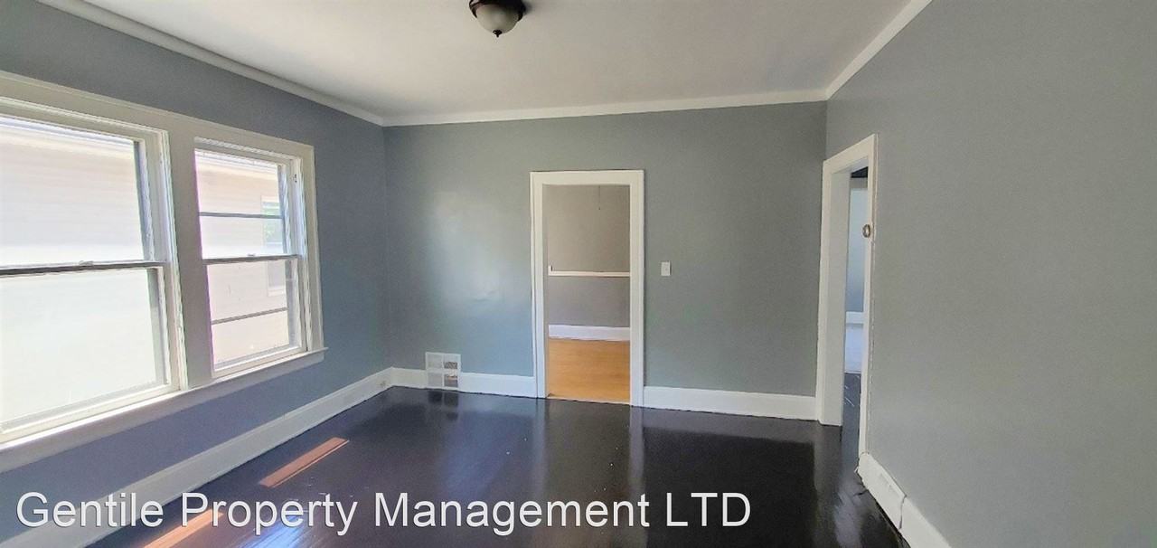 614 E 97th St - Photo 2 of 11