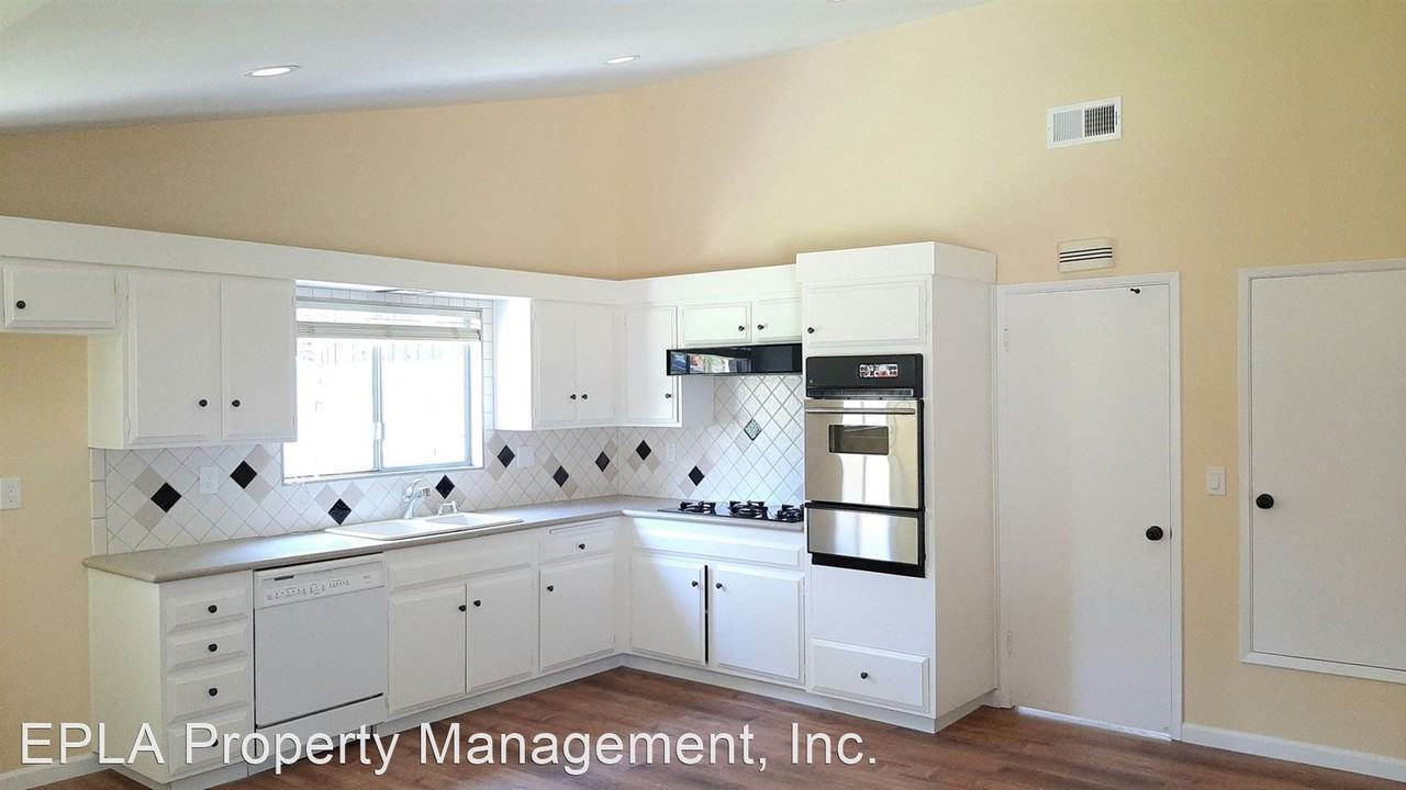 6932 Willowtree Dr - Photo 2 of 15
