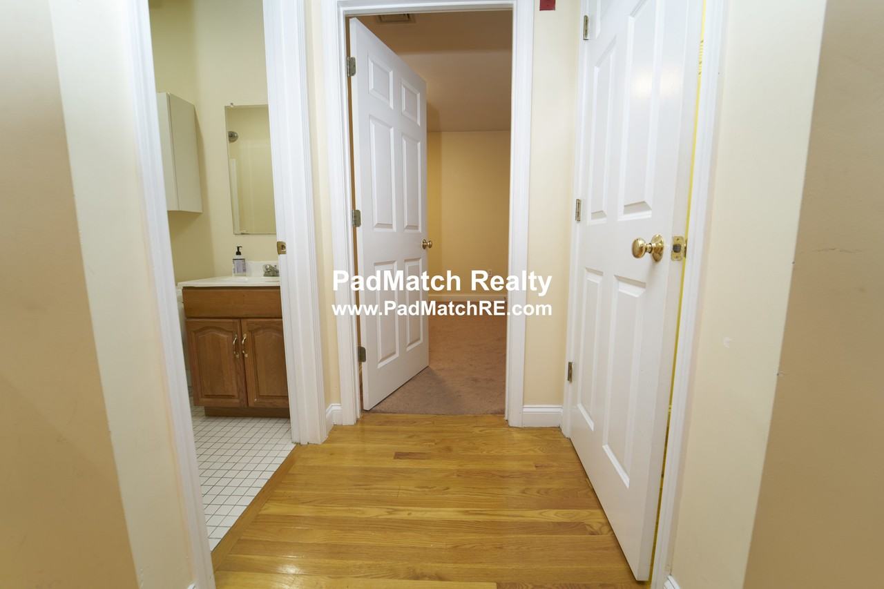 West Broadway - Photo 3 of 14