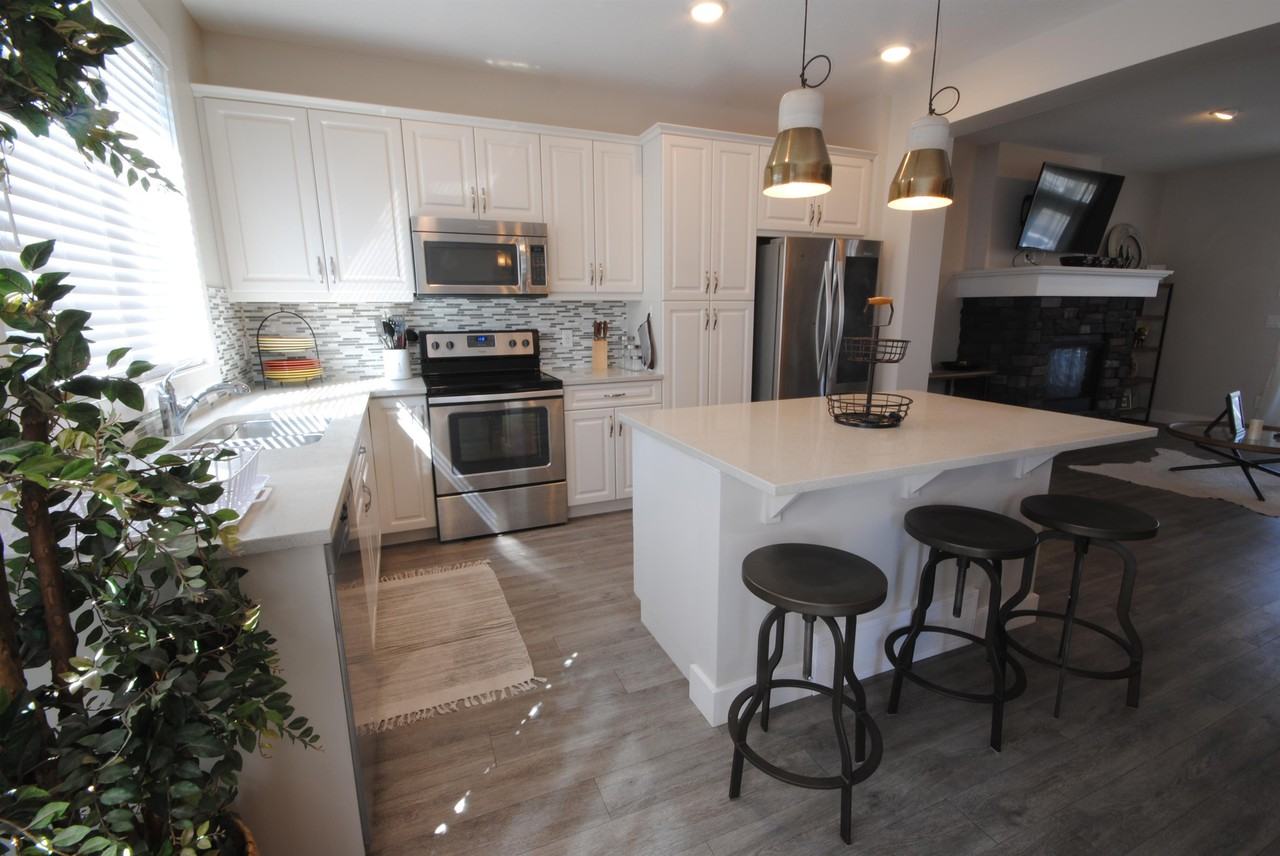 7411 7411 Summerside Grande Boulevard E - Photo 2 of 36