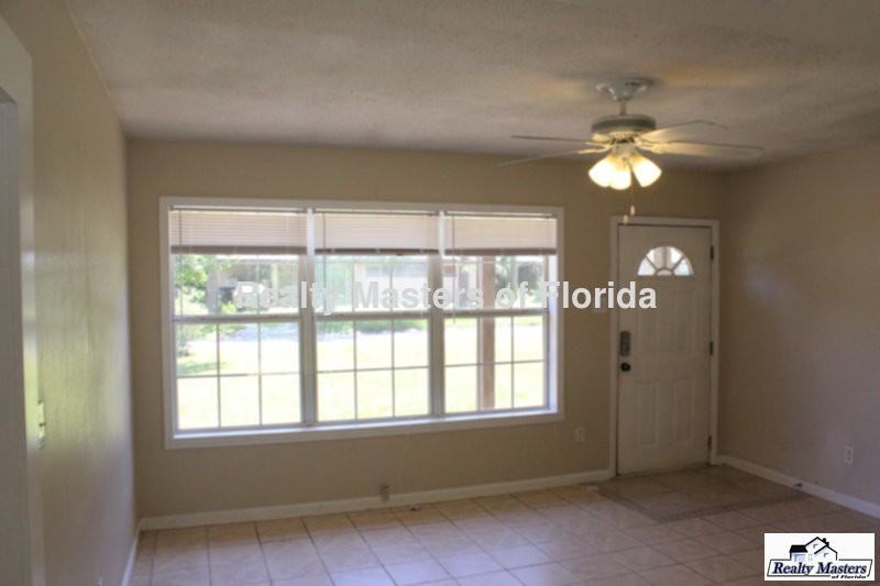 206 Topaz Ave - Photo 2 of 14