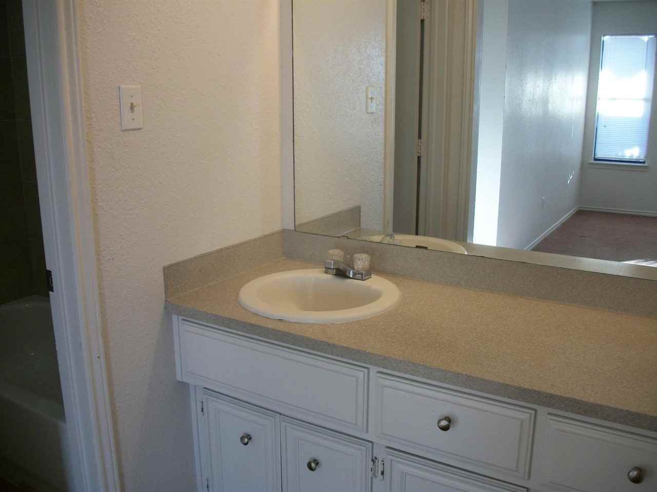 2007 S Loop 289 - Photo 2 of 6