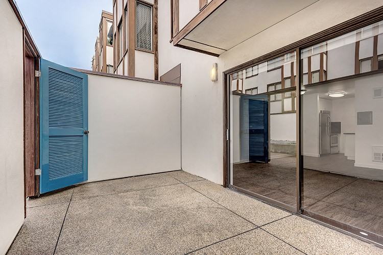 240 Dolores Street Apartments - Photo 3 of 41