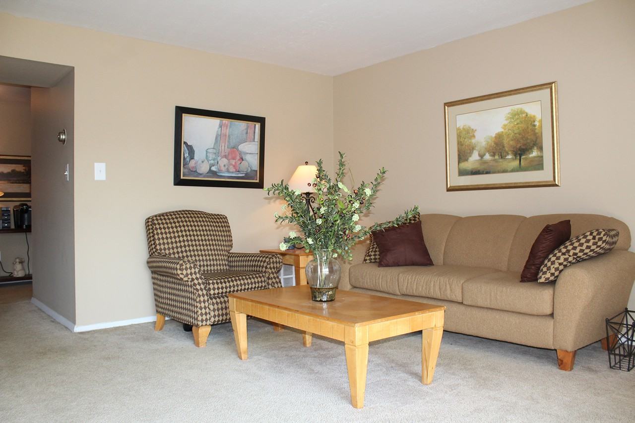 Woodcrest Apartments 8300 Woodcrest Dr, Westland, MI 48185 Zumper