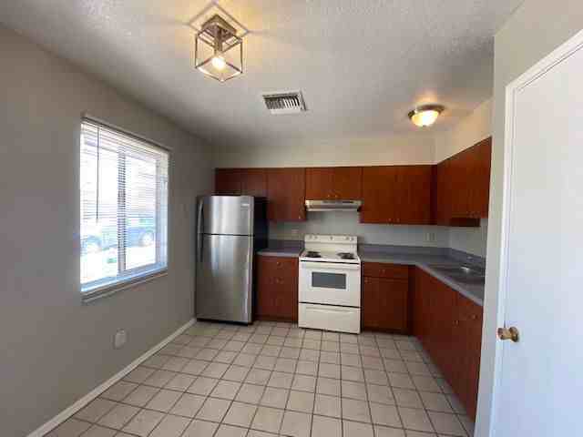 1503 North Riverview Boulevard - 1 - Photo 2 of 5