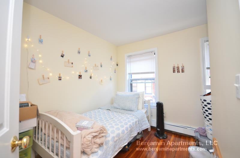 South Russell Street 3N, Boston, MA 02114 2 Bedroom Apartment for