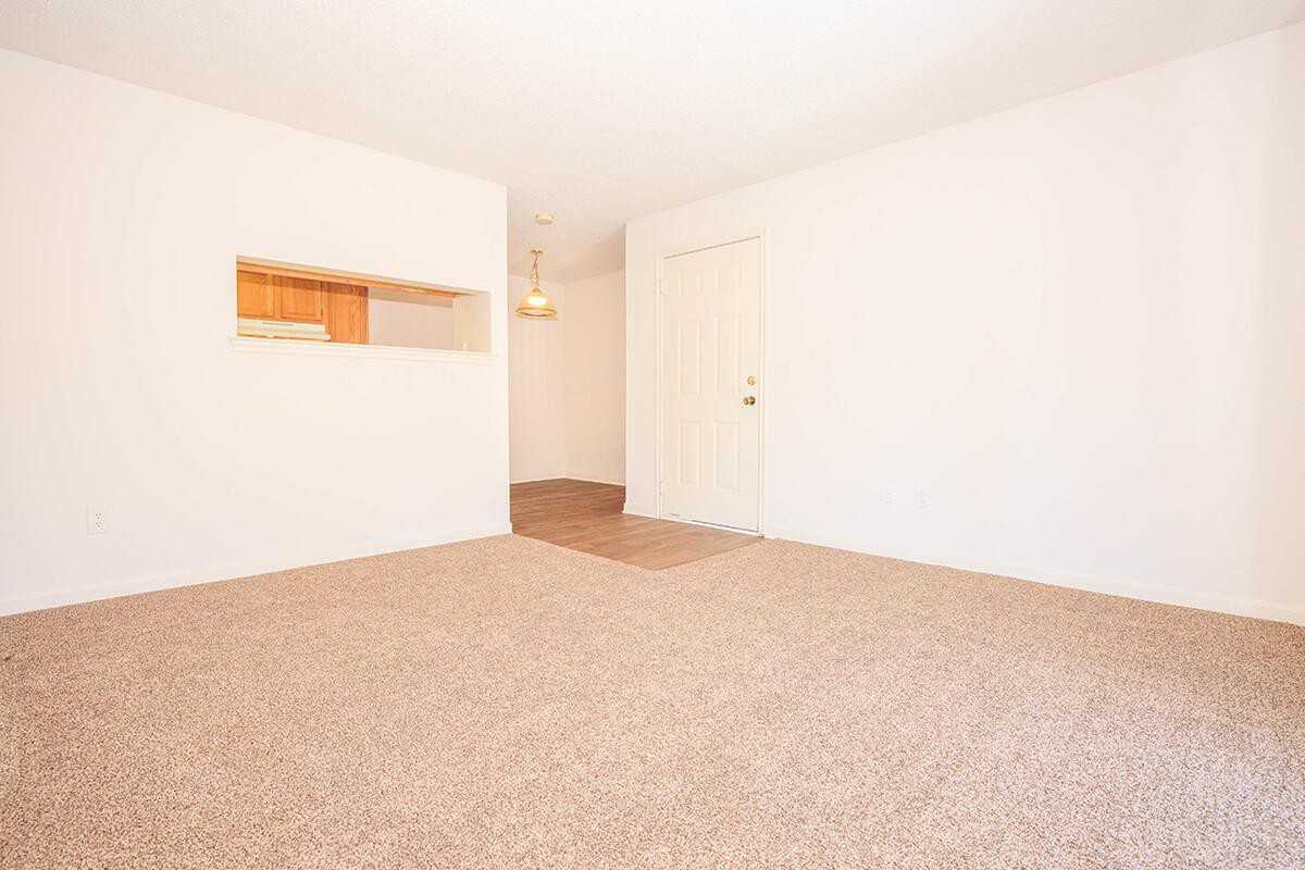 Cedar Pointe Apartments - Photo 3 of 32