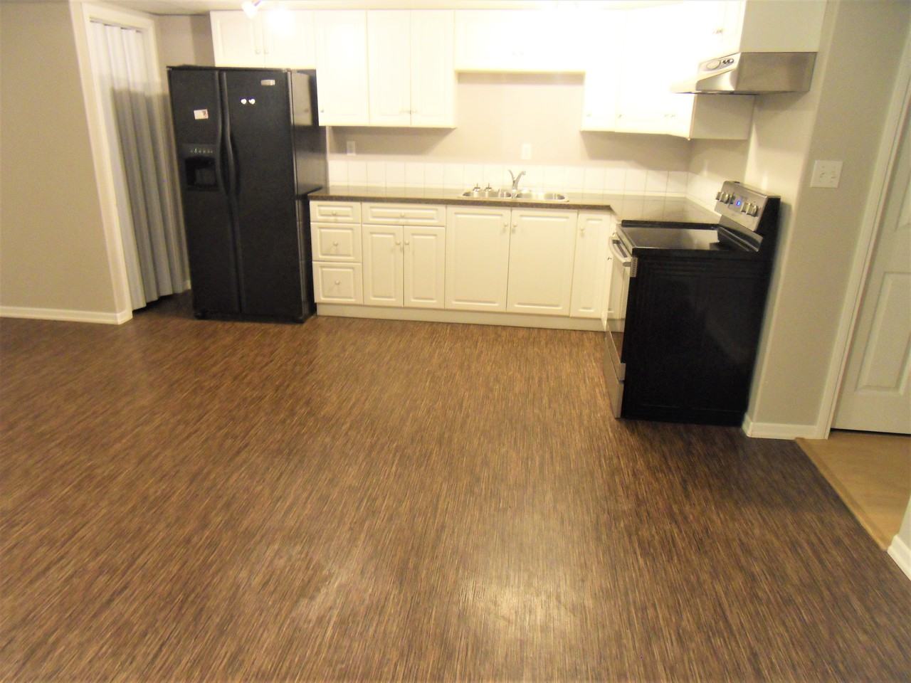 6 Meadowbrook Green #B - Photo 3 of 7