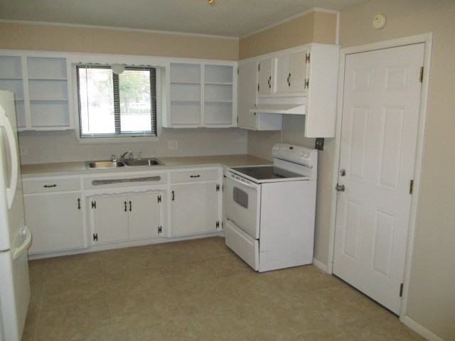 6415 Northwest 19th Street - Photo 5 of 15