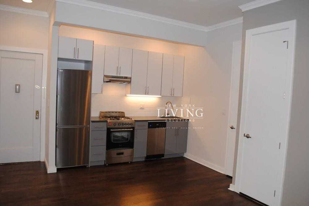 Eastern Pkwy #58413