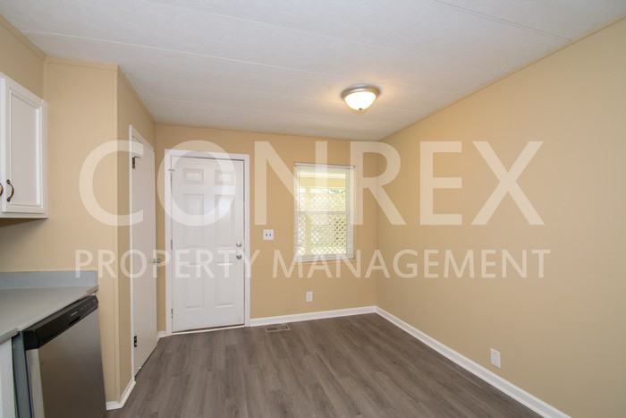 230 Poplar Springs Dr - Photo 3 of 8