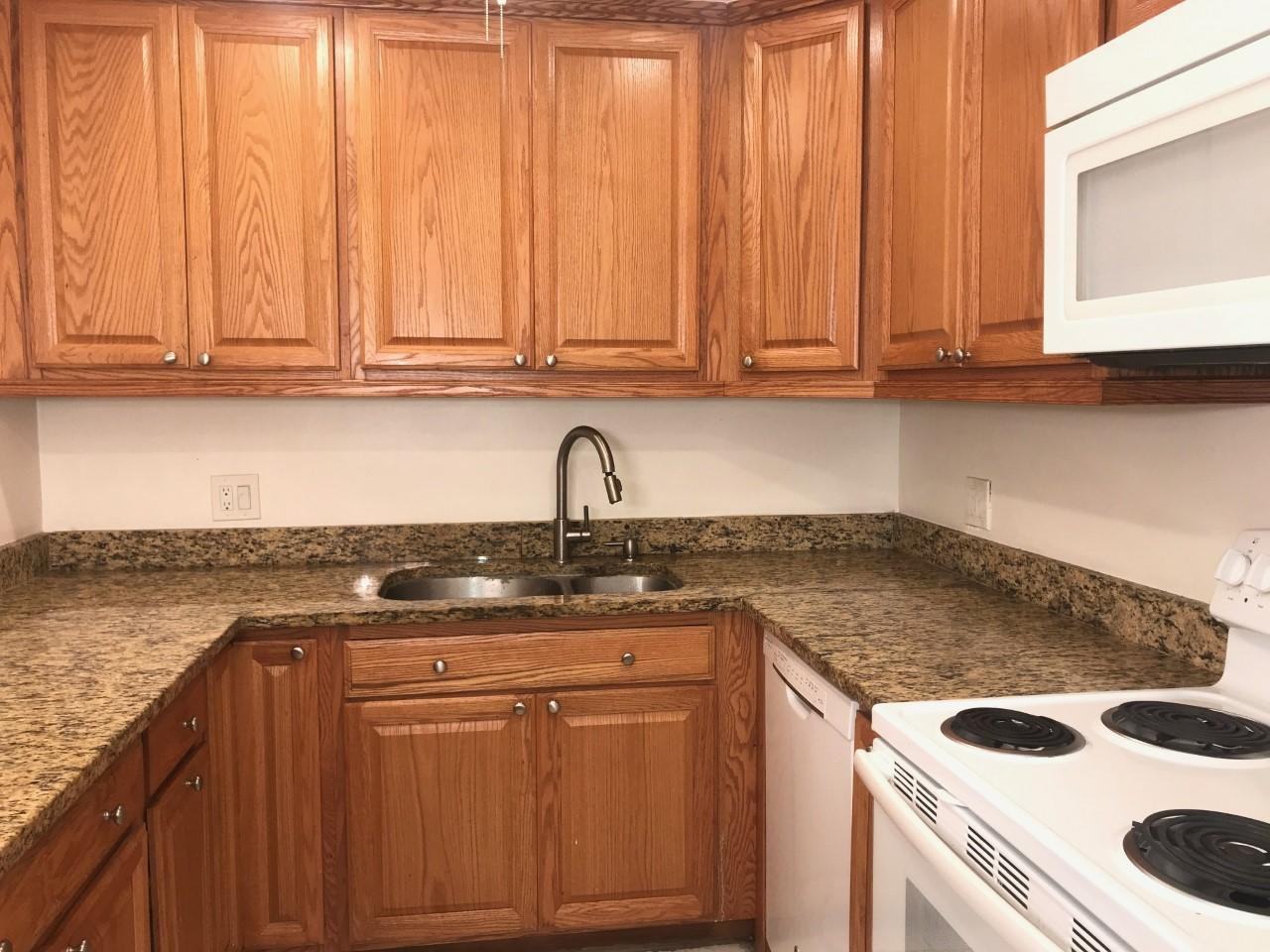 733 Southeast 1st Way #204