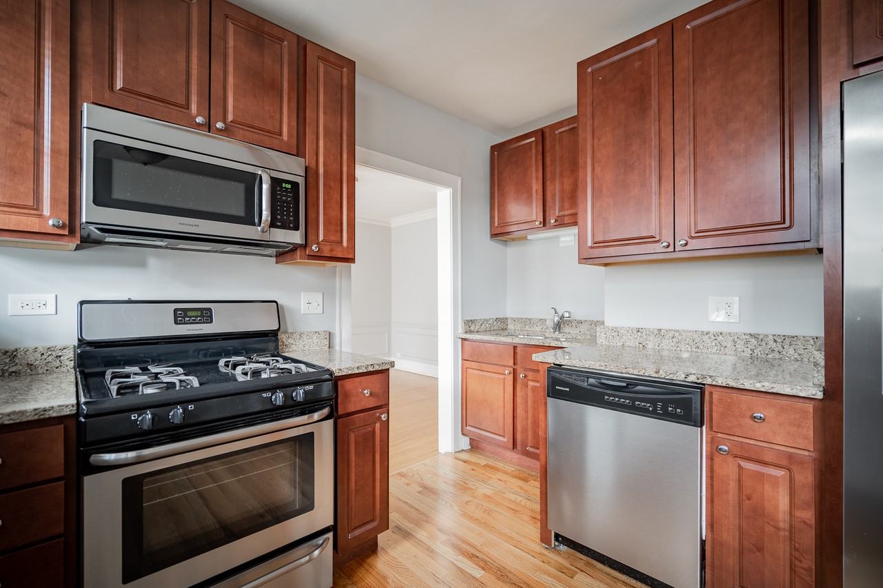 5073-75 N Wolcott/1825-35 W Winona - Photo 2 of 15