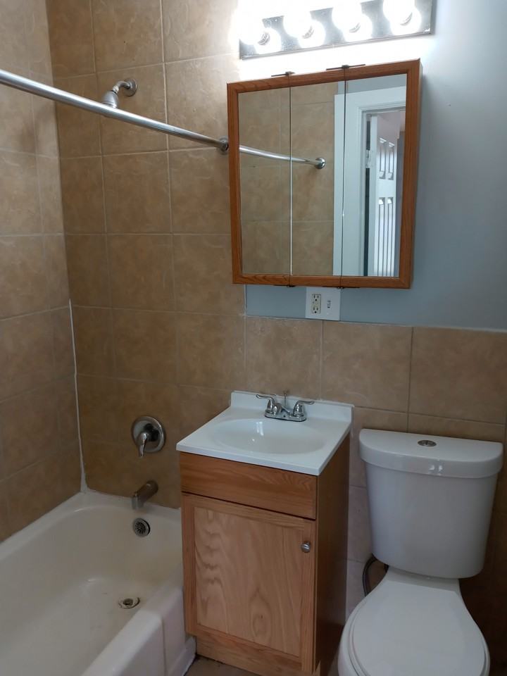 3359 West 63rd Place #1B - Photo 3 of 11