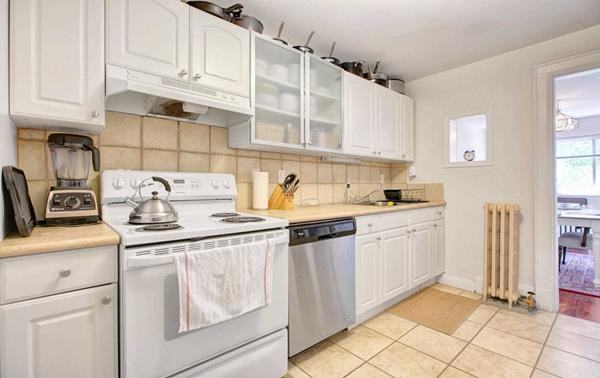 69 Lake Shore Drive #03 - Photo 3 of 16