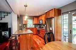 10 Island View Boulevard