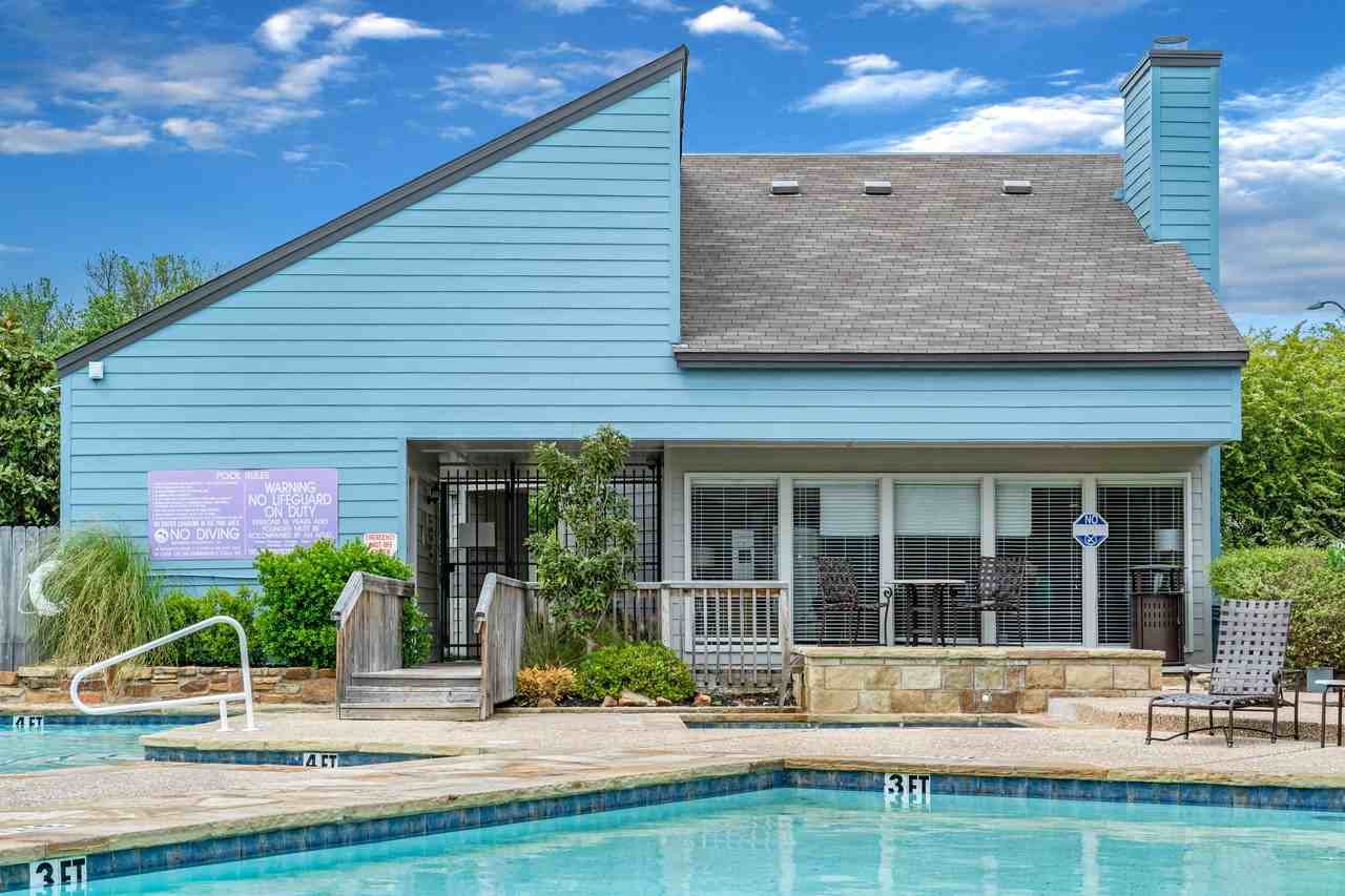 z-090820-Magnolia Crossing - Photo 6 of 11