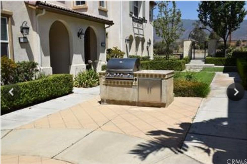 14975 S Highland Avenue 14 - Photo 3 of 8