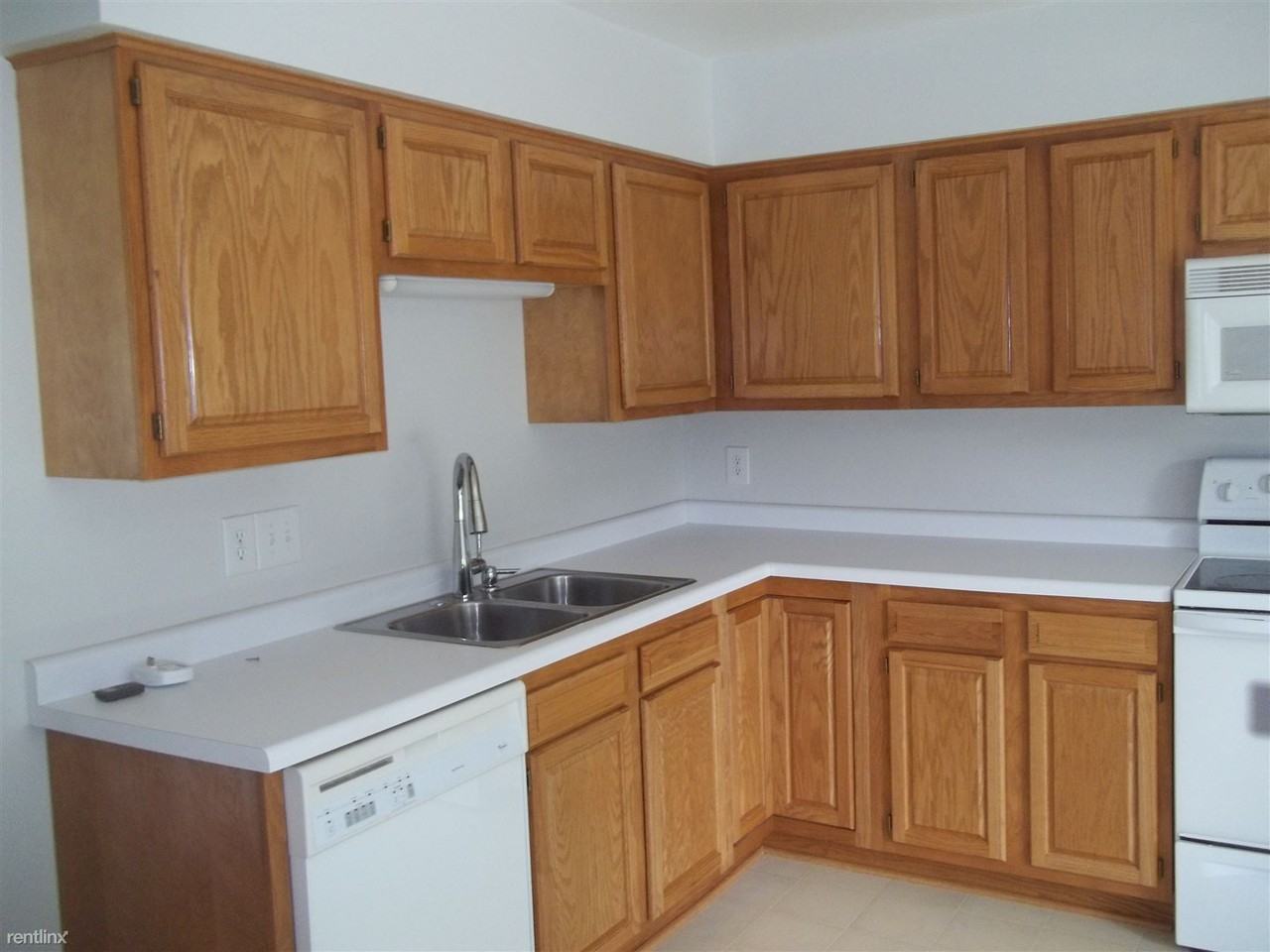 18 Vail Cir - Photo 2 of 24