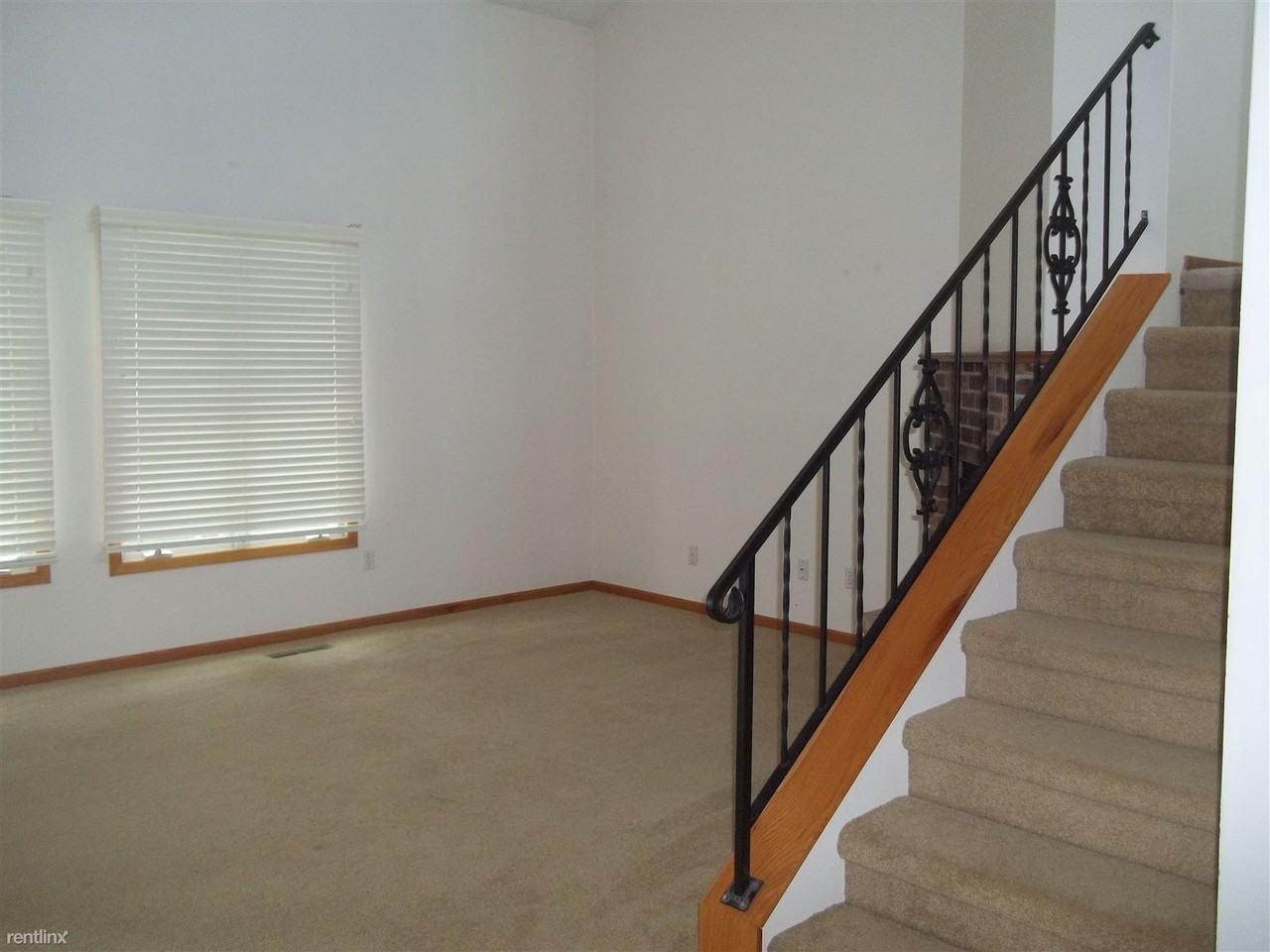 18 Vail Cir - Photo 3 of 24
