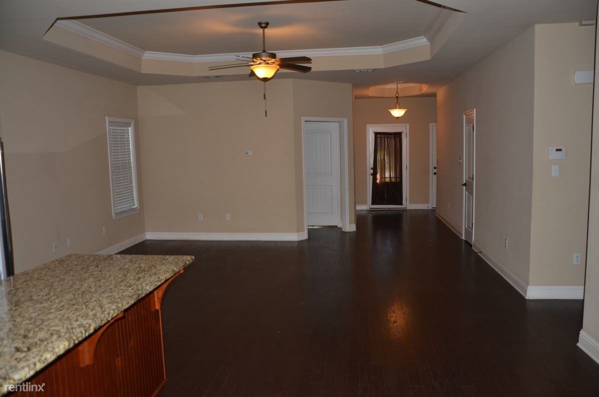 17089 Palm Ridge Dr - Photo 2 of 13