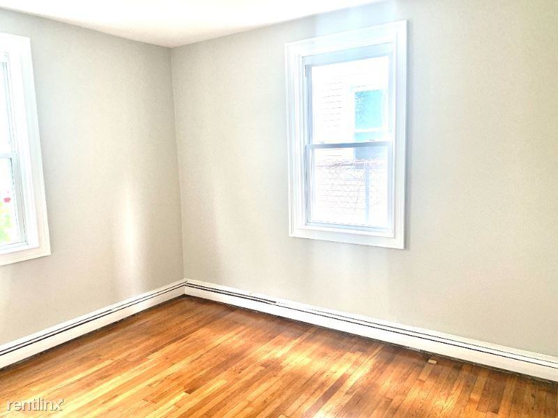 330 Williams St 2 - Photo 3 of 6