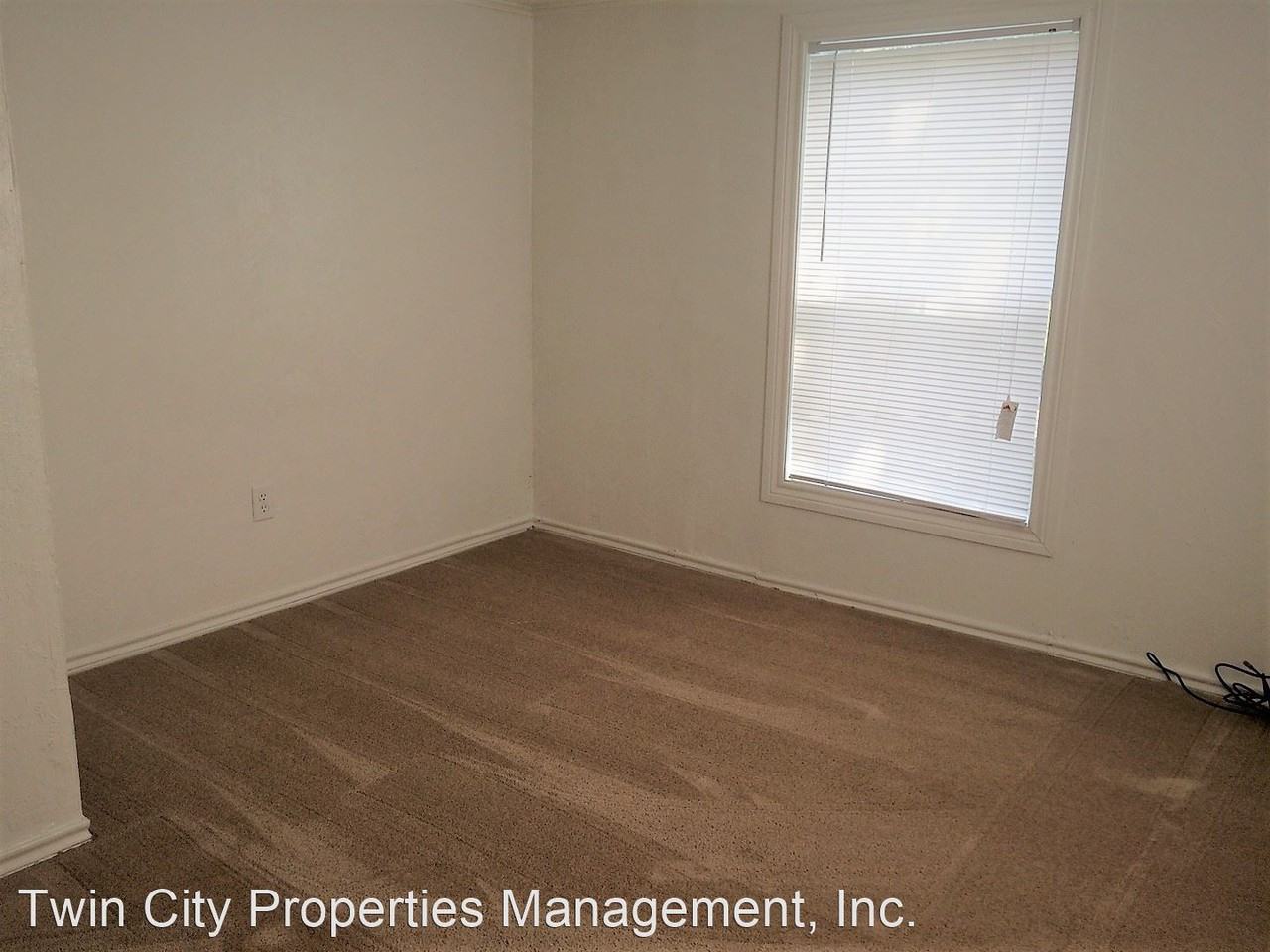 1505 Echols - Photo 3 of 7