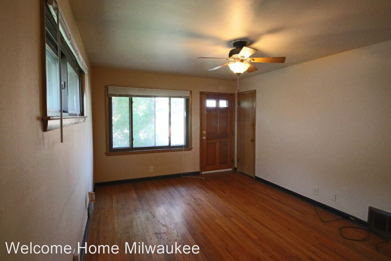 4643 S Logan Ave - Photo 2 of 19