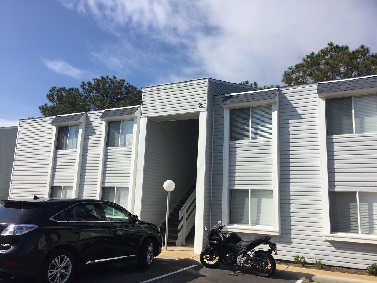 101 Old Ferry Rd #8D - Photo 2 of 19