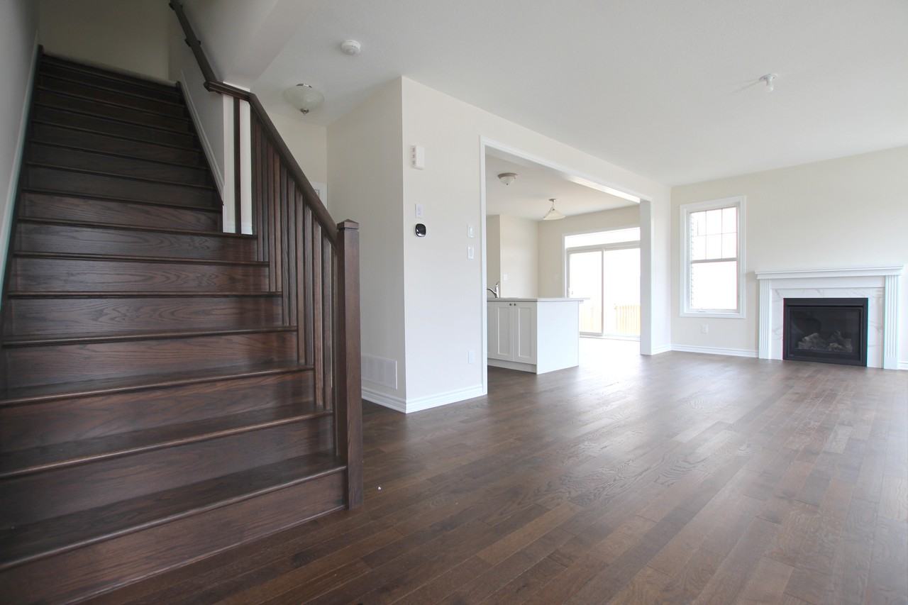 4884 Abbott St E - Photo 2 of 12