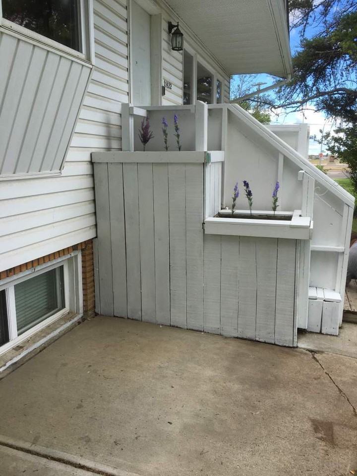 Tower Road Main Floor 11422 Tower Rd Nw, Edmonton, AB T5G 0Y8 Apartment for Rent PadMapper