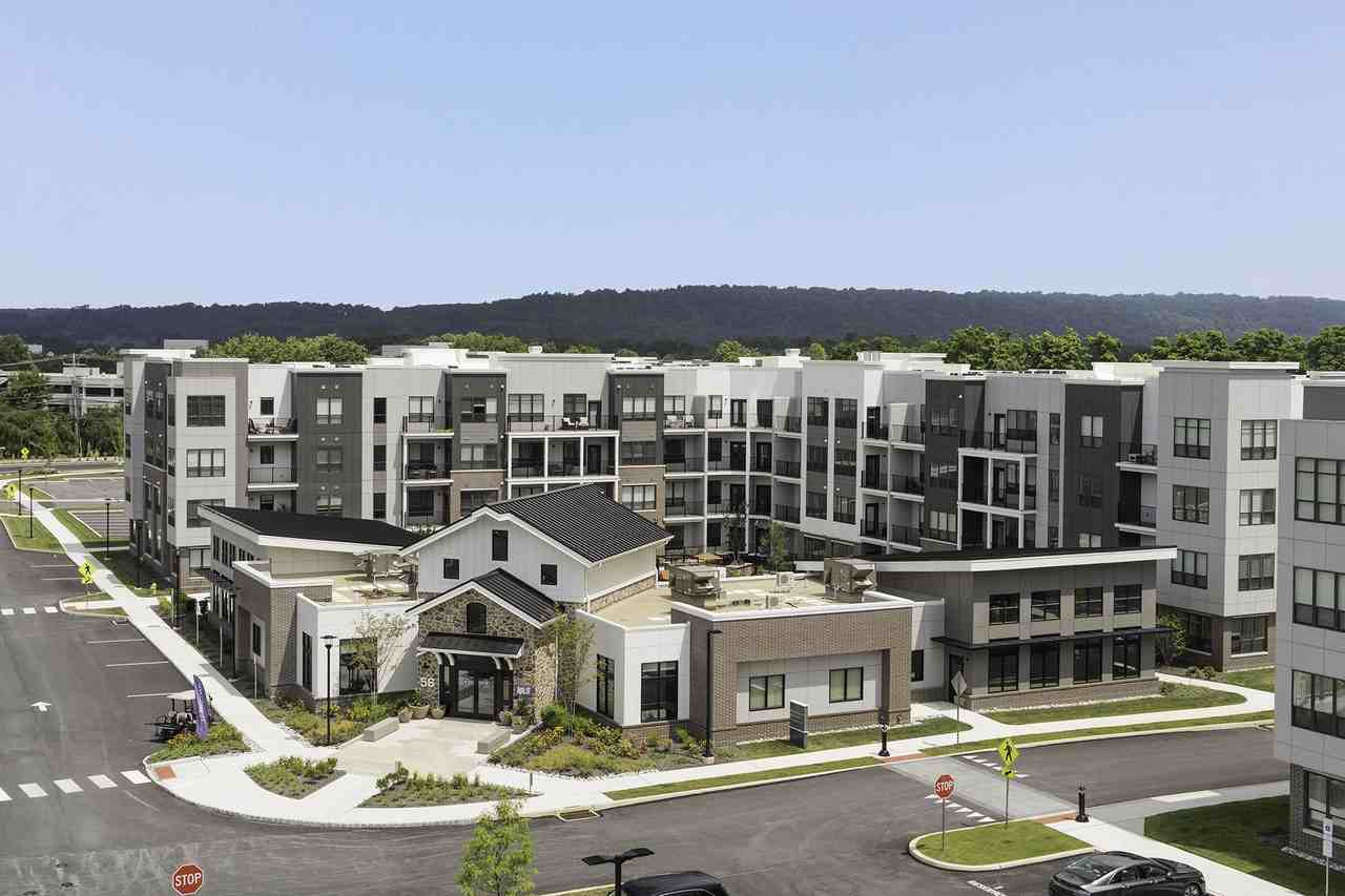 Arlo Apartment Homes - Photo 2 of 46