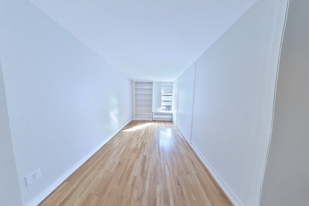 114 East 40th Street - Photo 2 of 36