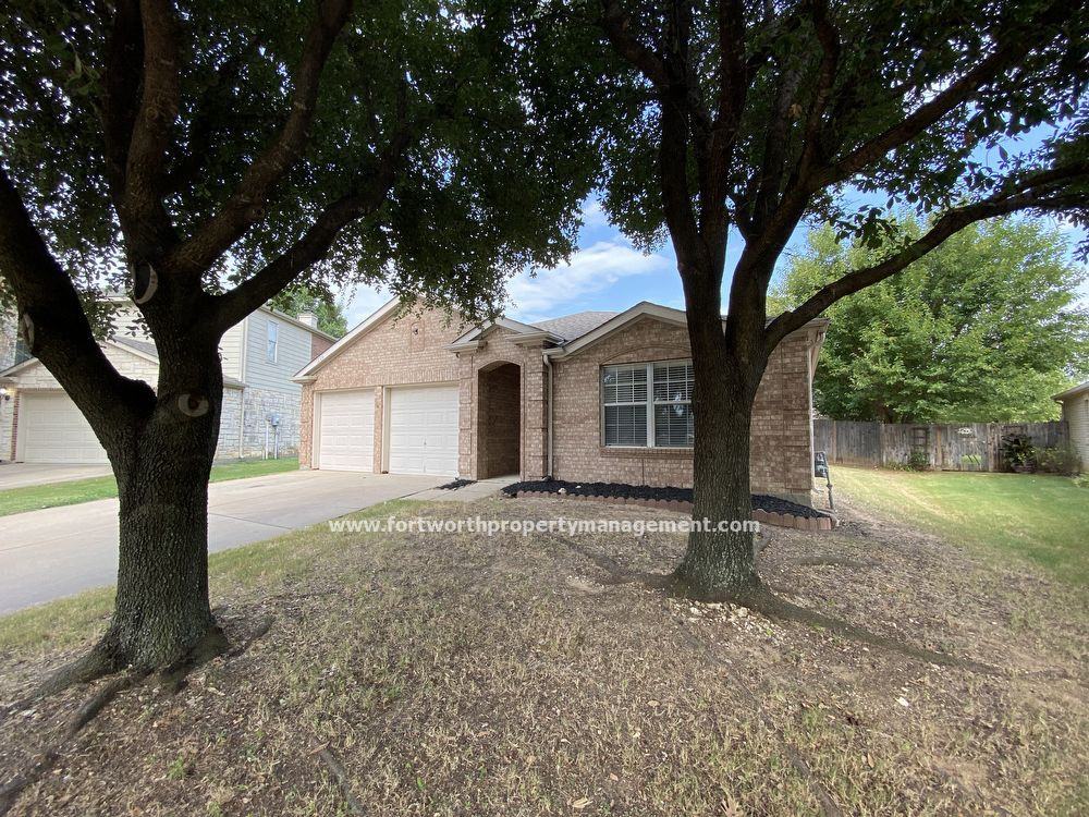 1208 Rocky Top Cir - Photo 2 of 22