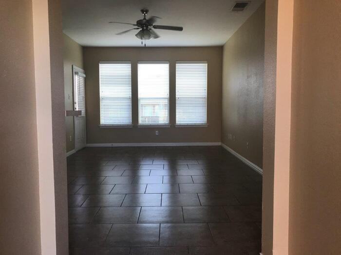 280 Edison Ln - Photo 2 of 12